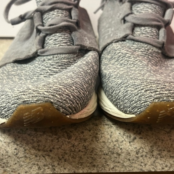 New Balance trainers - Picture 2 of 7